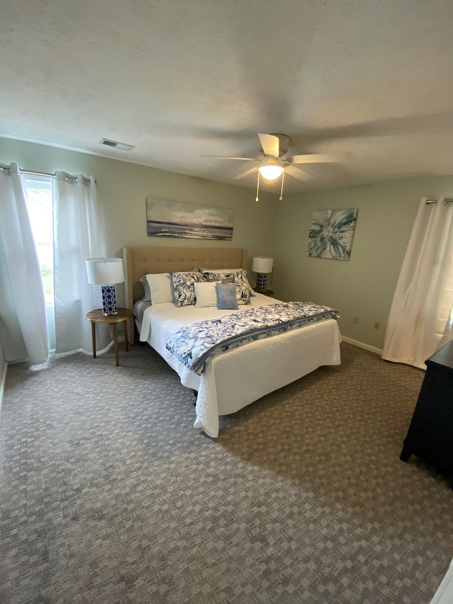 Large Master King bedroom with ensuite