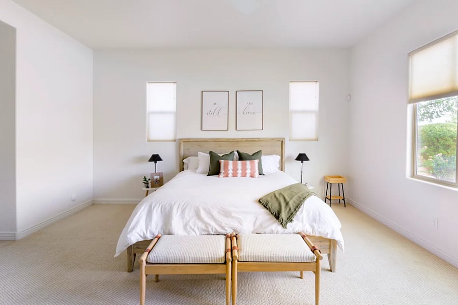 Master bedroom w/ king bed