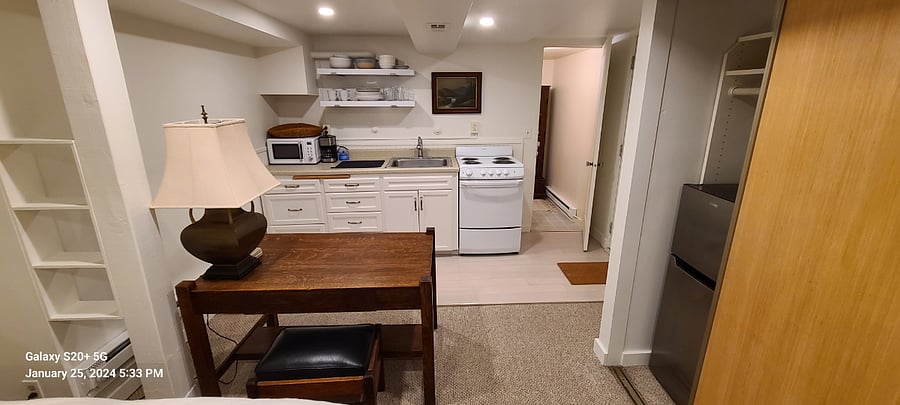 Furnished Finder property 652611_1 photo 5
