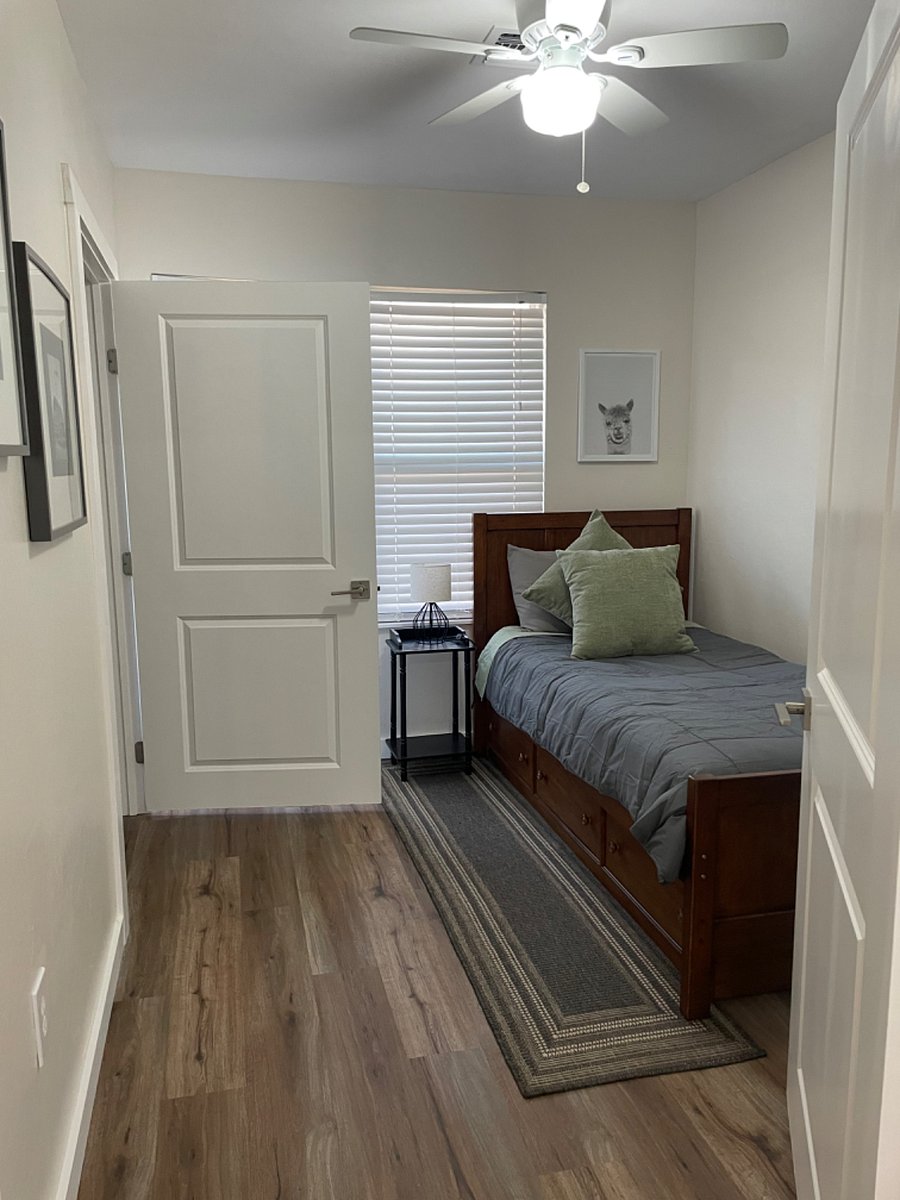 Furnished Finder property 652714_1 photo 25