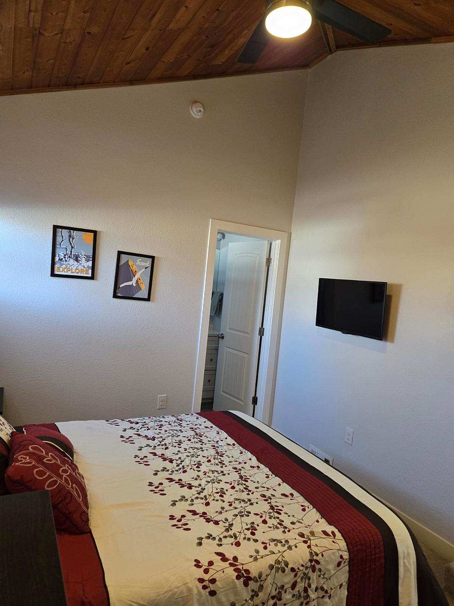 Furnished Finder property 652786_1 photo 7