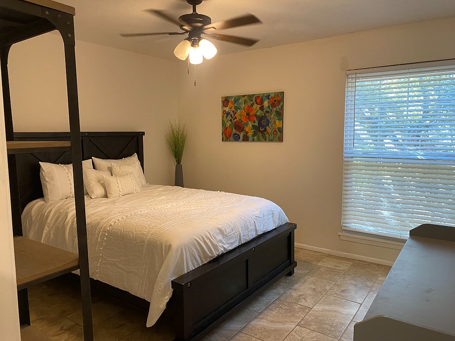 Furnished Finder property 652820_1 photo 9