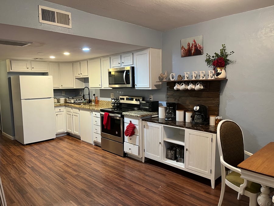 Kitchen and Coffee Bar