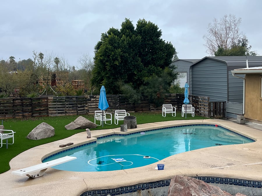 Swimming pool