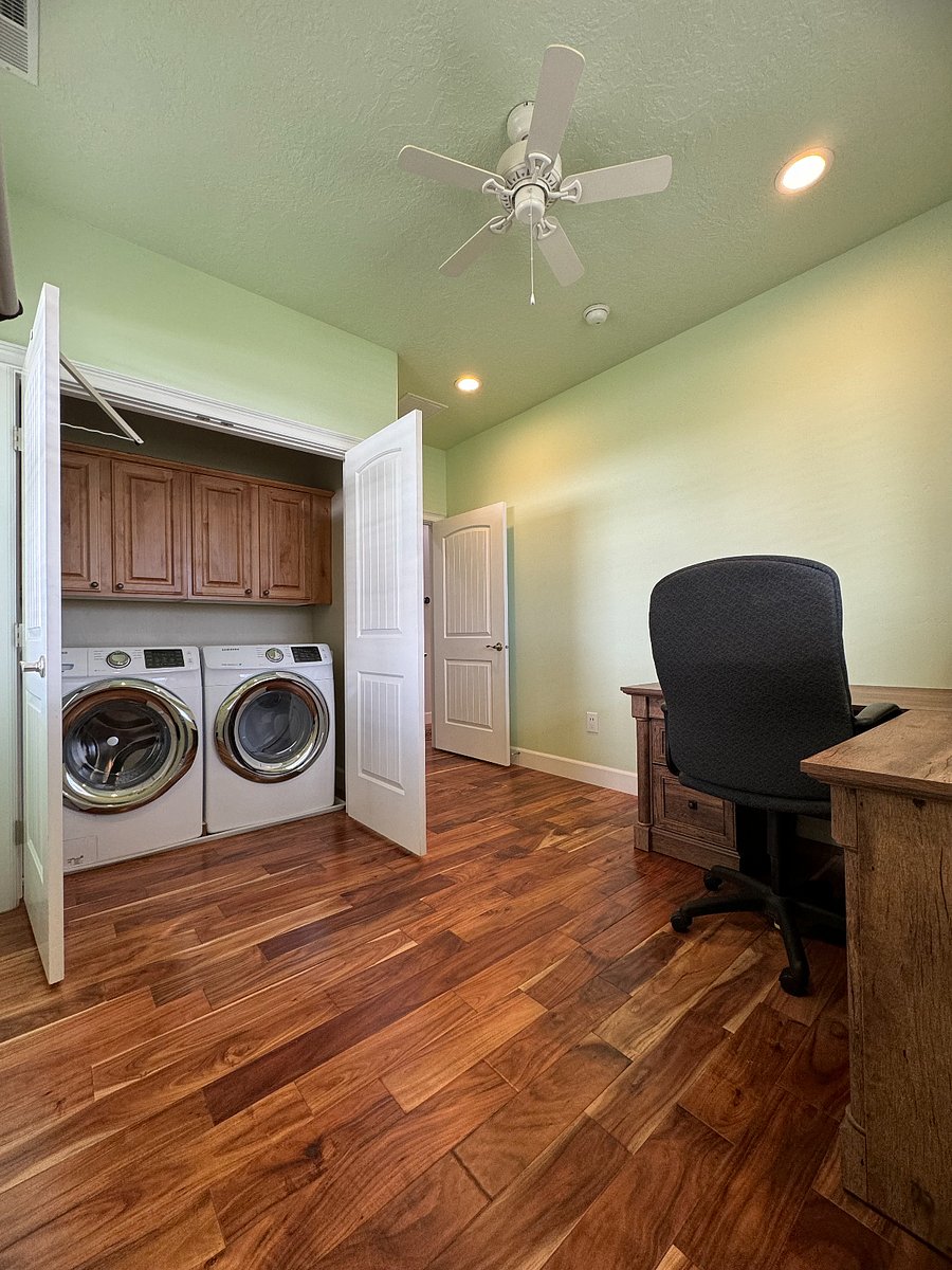 Office/Laundry Room