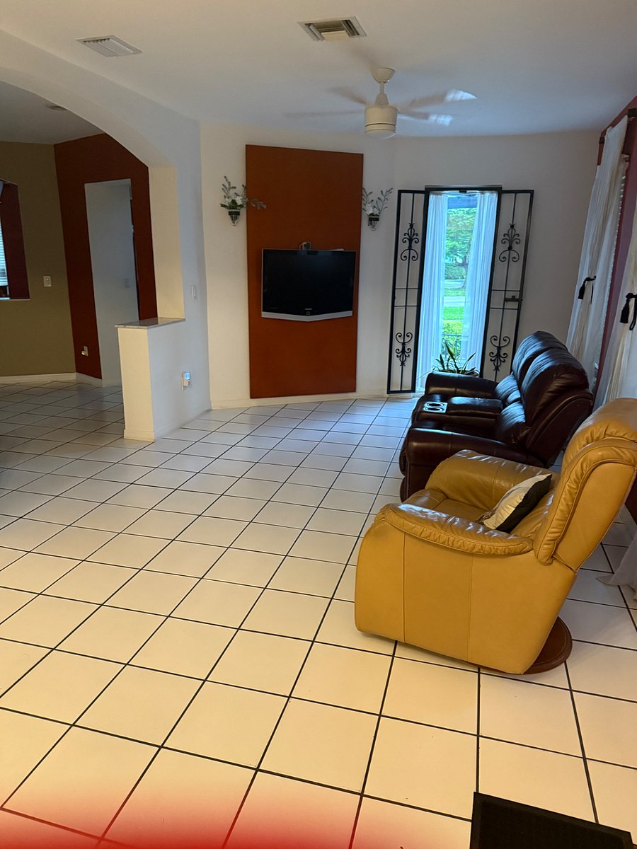 Furnished Finder property 653077_1 photo 23