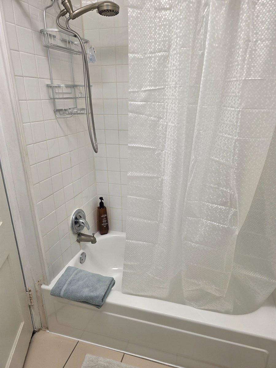 Furnished Finder property 653150_1 photo 9
