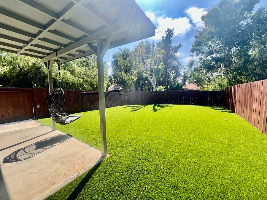 Quiet, private backyard bordering greenbelt
