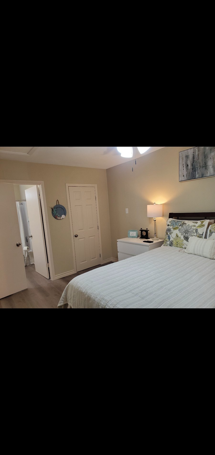 The door opens up to the closet which has the washer/dryer combo.