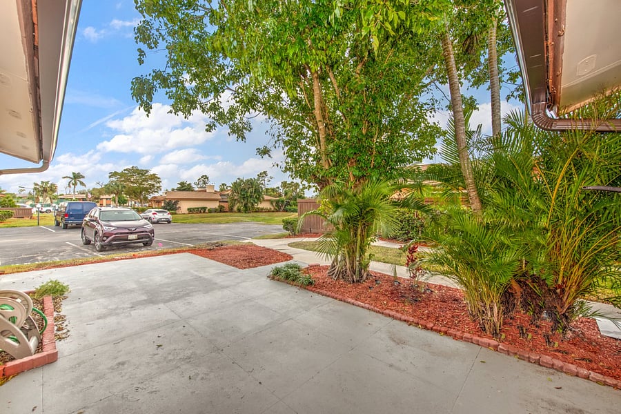 Furnished Finder property 653500_1 photo 17