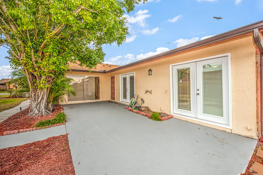 Furnished Finder property 653500_1 photo 16