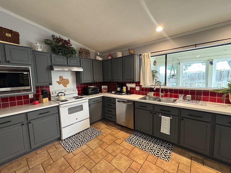 Furnished Finder property 653515_2 photo 9