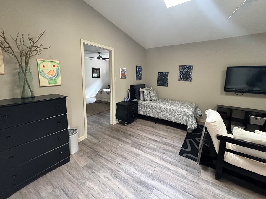 Furnished Finder property 653515_2 photo 29