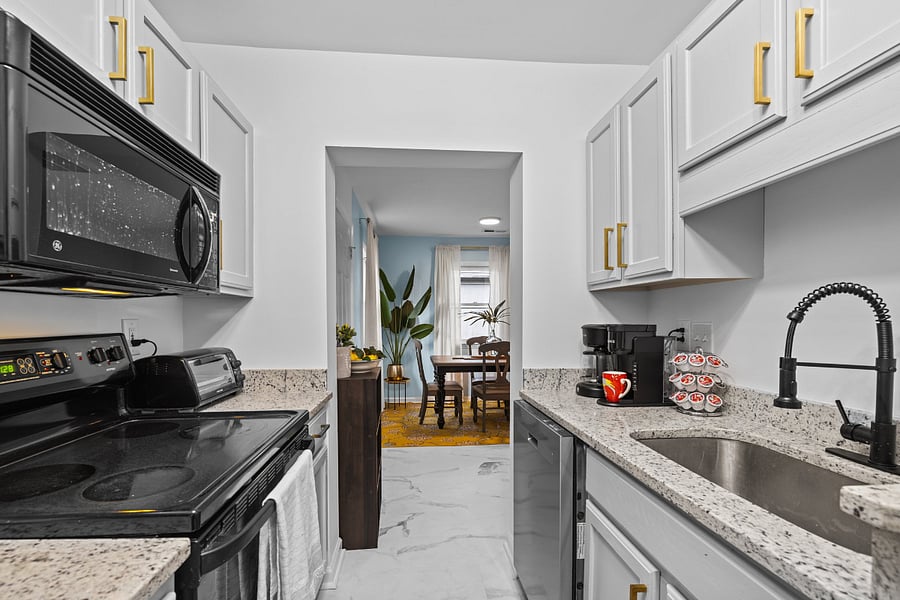 Fully Equipped Kitchen.