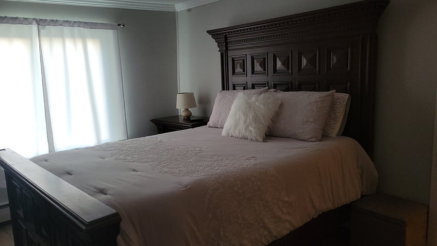 Downstairs Bedroom with Queen Bed