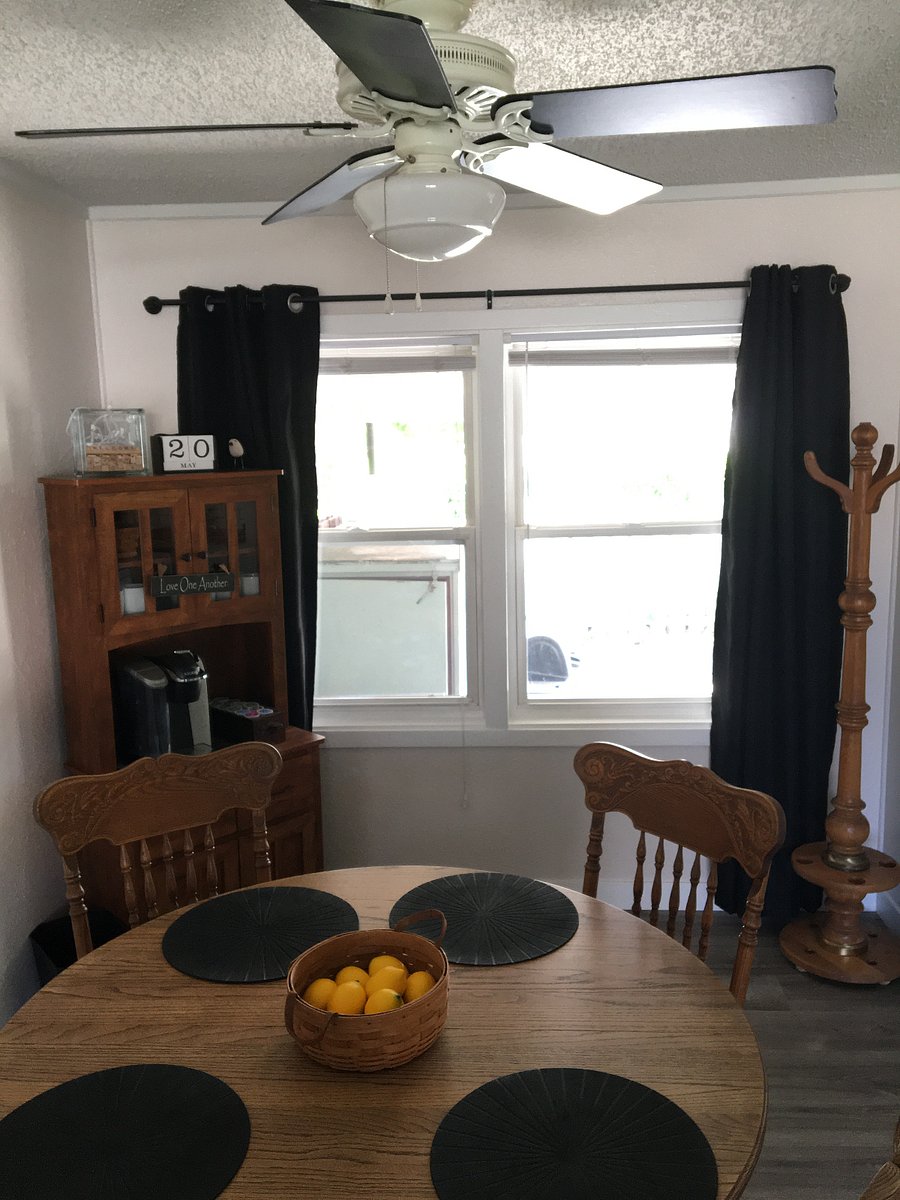 Dining room area