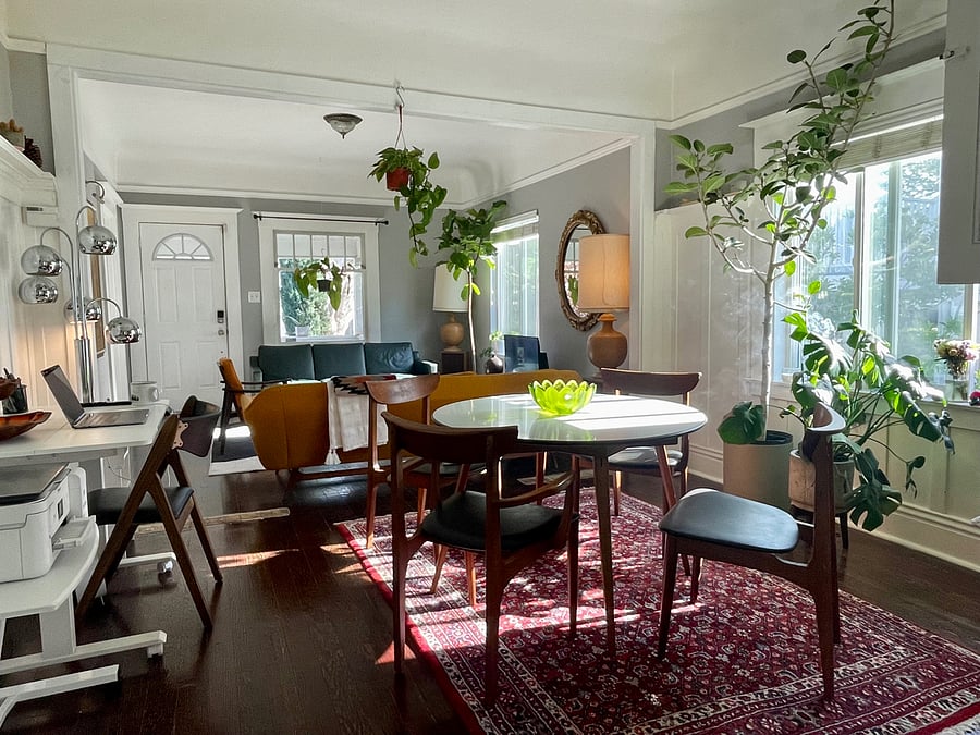 Enjoy meals and an area to work.