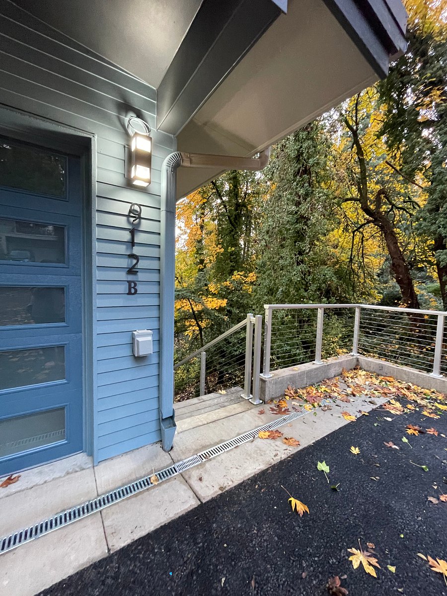 Furnished Finder property 653704_1 photo 24