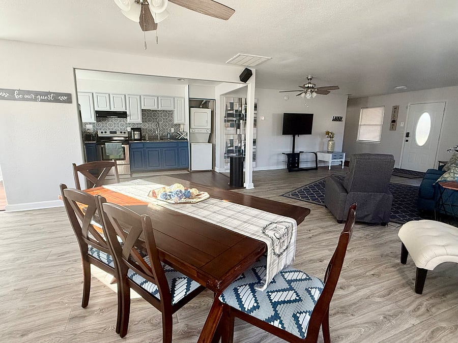 Furnished Finder property 653877_1 photo 6