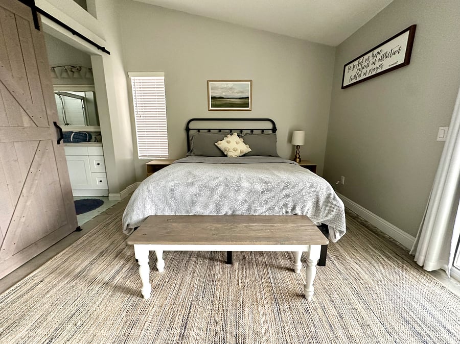 Primary Bedroom w/Queen Bed