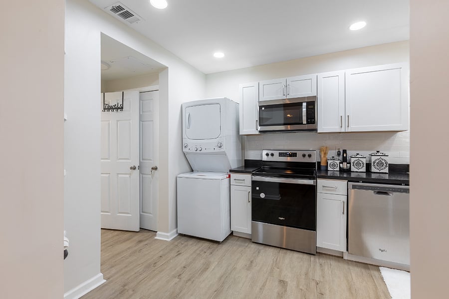 Furnished Finder property 653899_1 photo 9