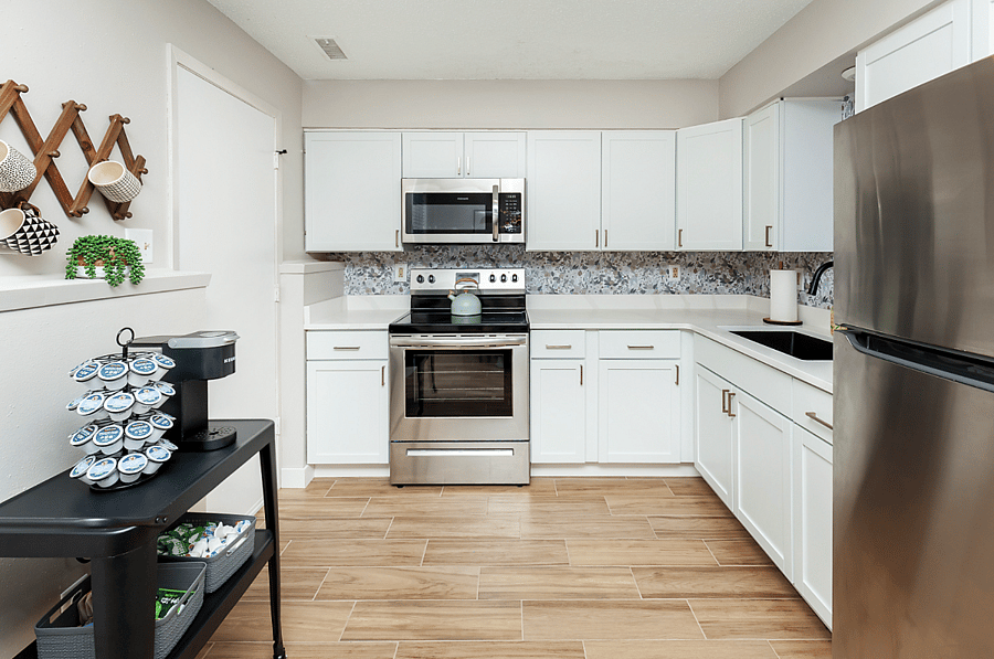 Furnished Finder property 654000_1 photo 17