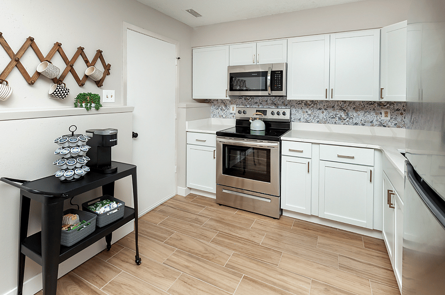 Furnished Finder property 654000_1 photo 18