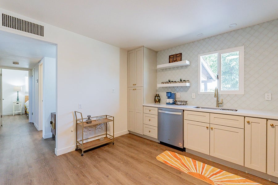 Furnished Finder property 654003_1 photo 18