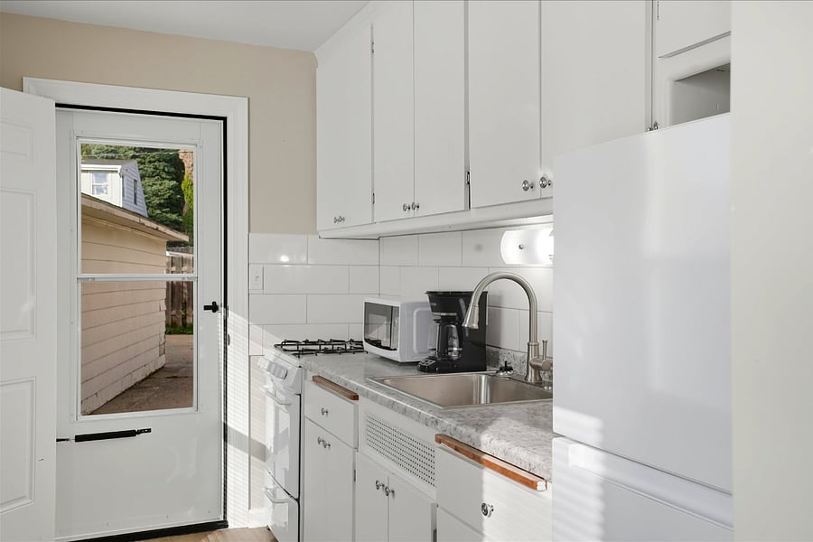 Furnished Finder property 654022_4 photo 8