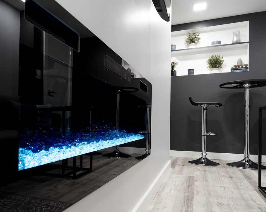 Fireplace/Heater.