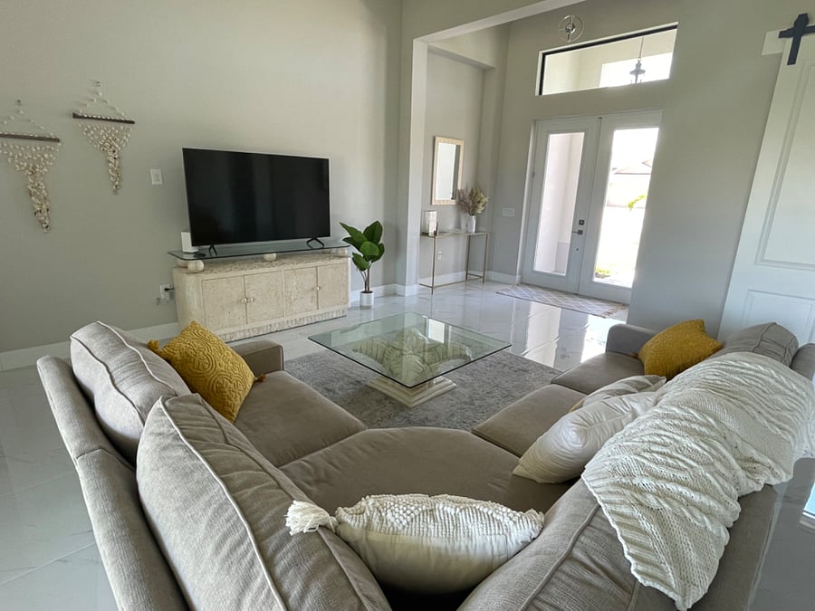 Furnished Finder property 654046_1 photo 3