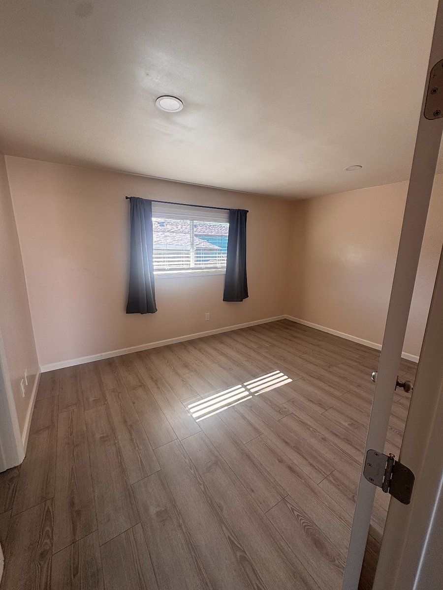 Furnished Finder property 654142_2 photo 4