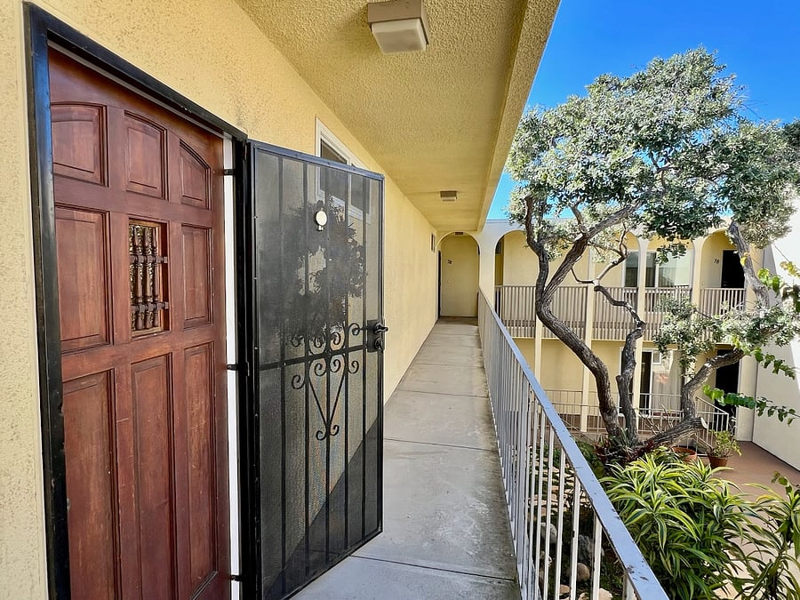 Furnished Finder property 654146_1 photo 32