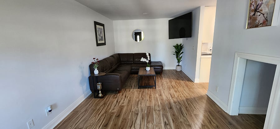 Furnished Finder property 654154_1 photo 2