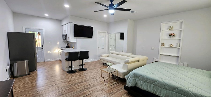 Furnished Finder property 654154_2 photo 1