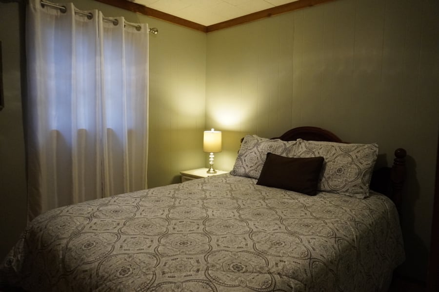 Second bedroom with queen bed