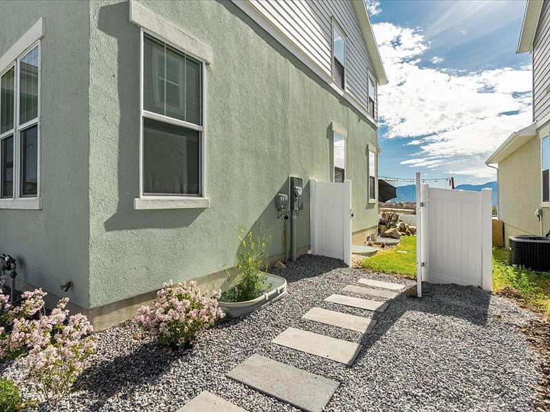 Walkway to the shared backyard. 