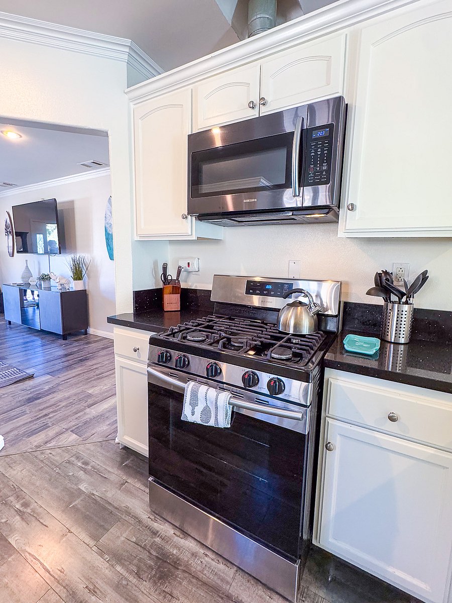 Furnished Finder property 654230_1 photo 11