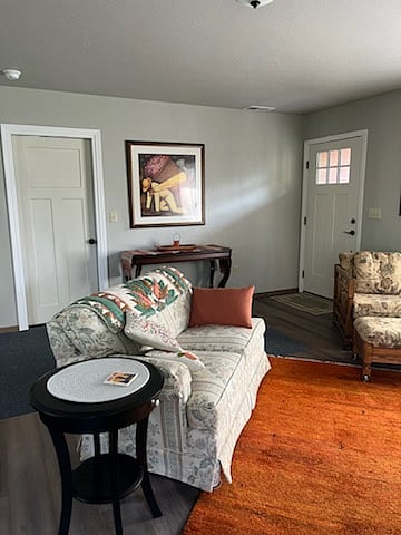 Furnished Finder property 654302_1 photo 3
