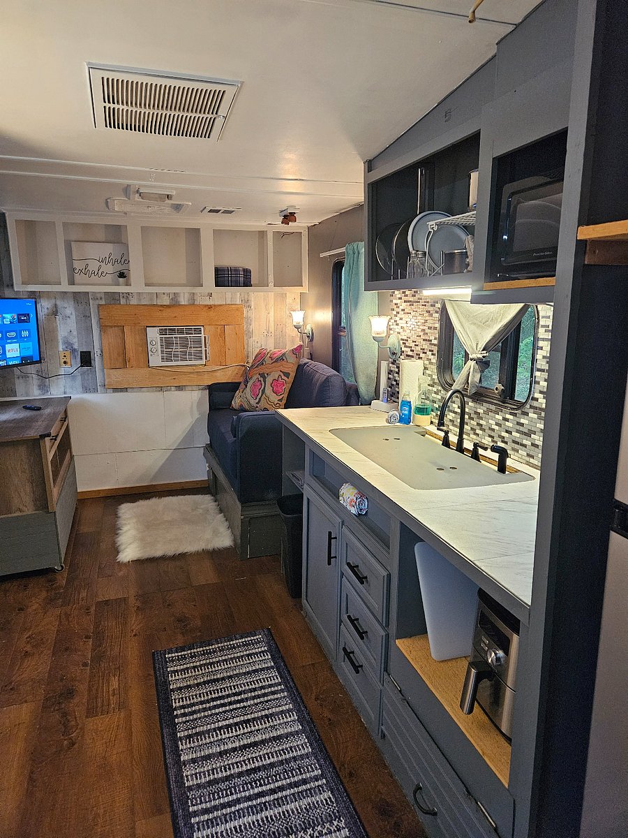 Cozy quarters for one to two people.