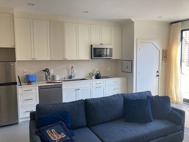 Furnished Finder property 654370_1 photo 5