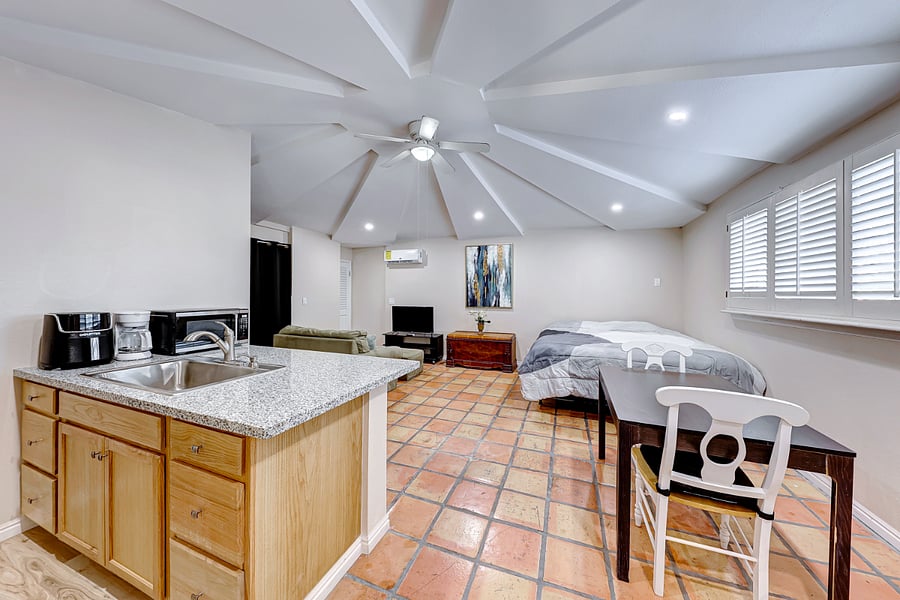 Furnished Finder property 654446_1 photo 17