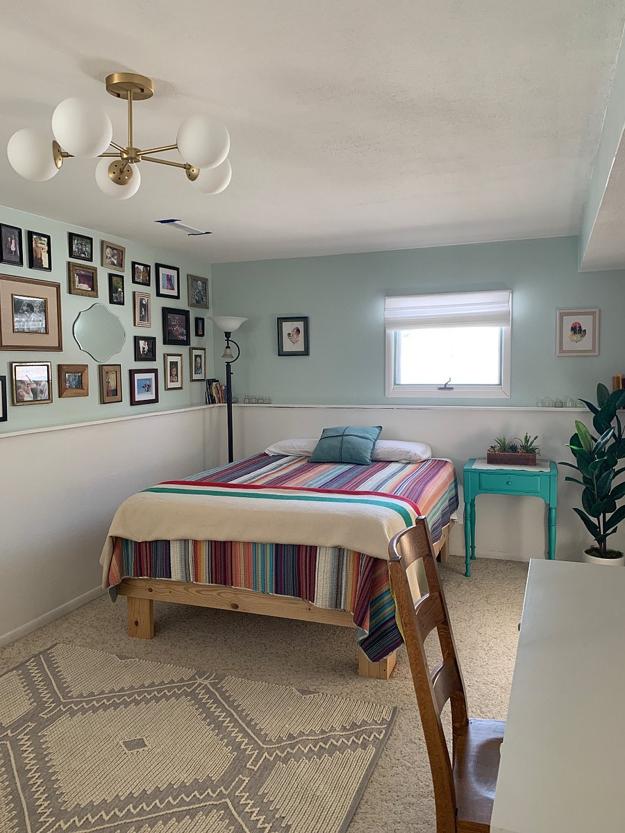 Large downstairs bedroom with double bed 