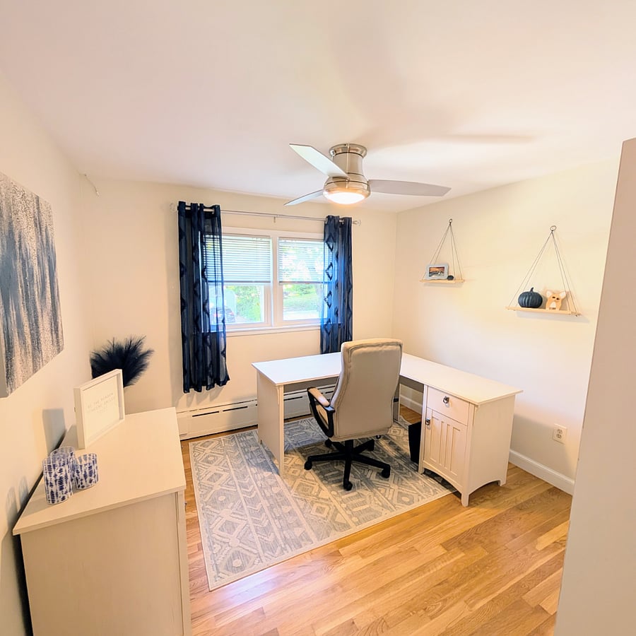 Upper Level Flex Room / Office