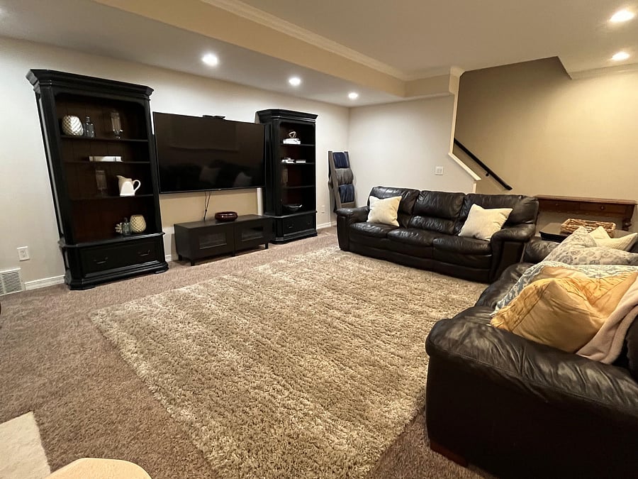 Family room / TV area