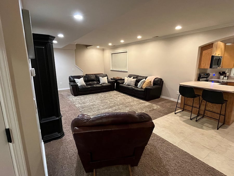 Family room / TV area