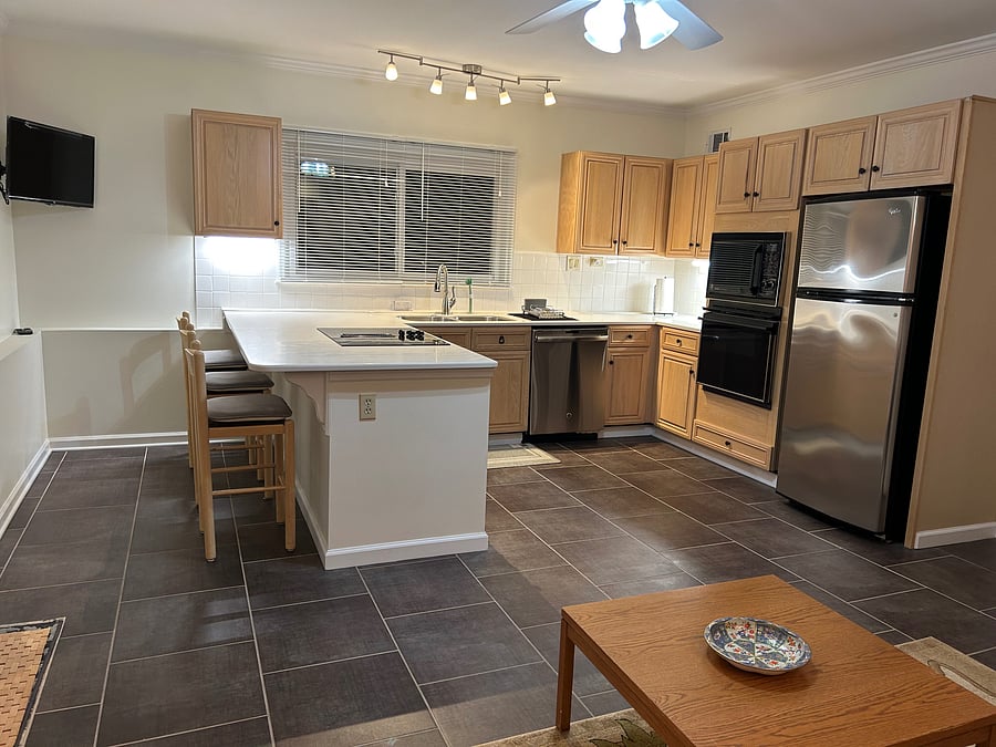 Furnished Finder property 654760_1 photo 3
