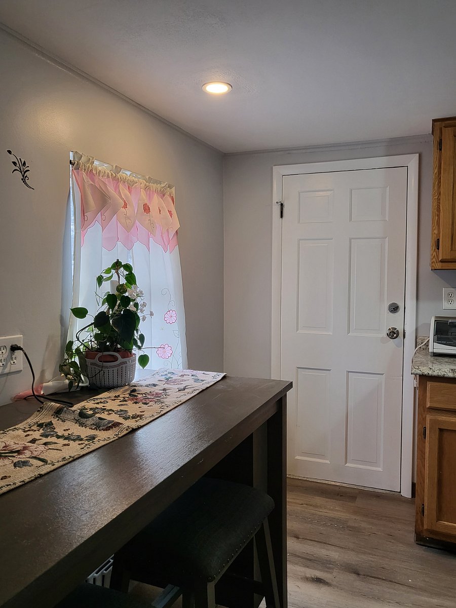 Furnished Finder property 654762_1 photo 12