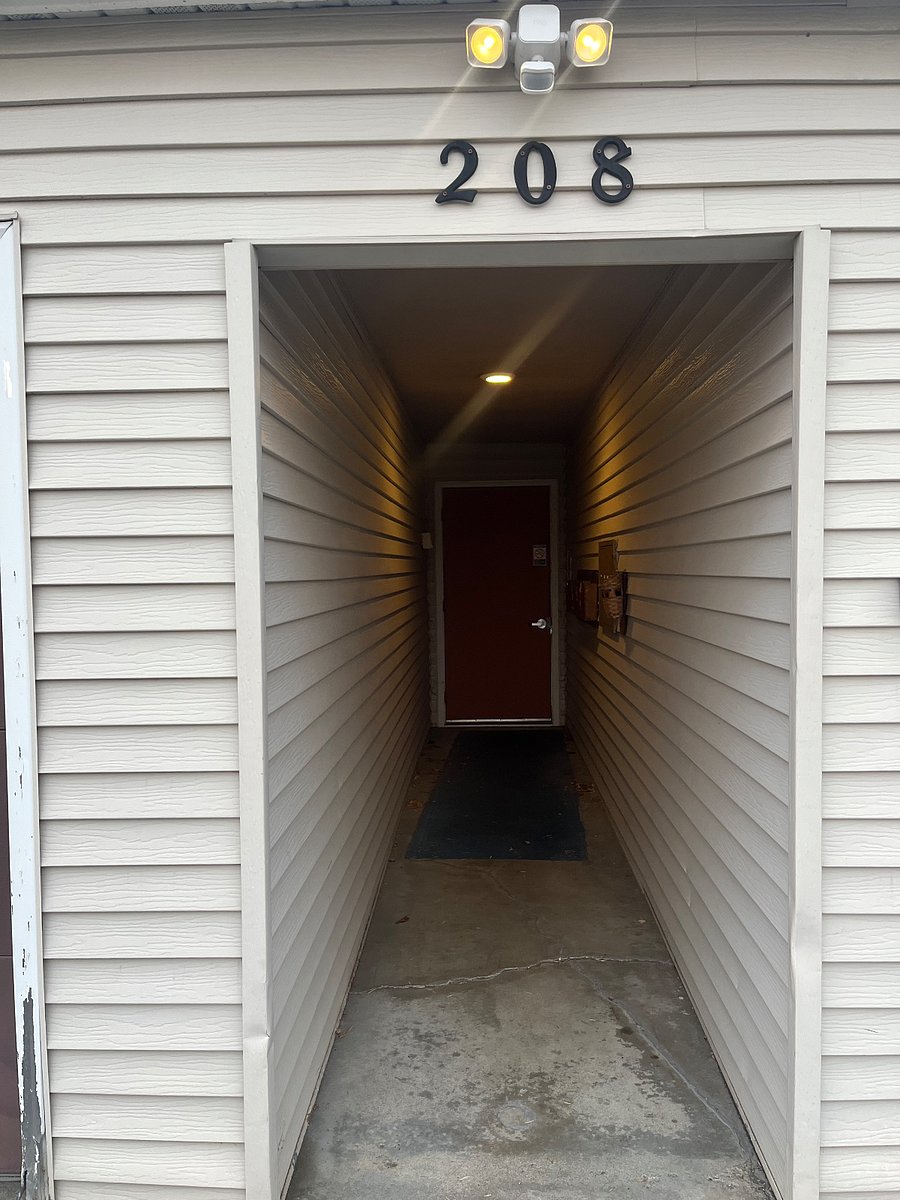 Furnished Finder property 654770_1 photo 24