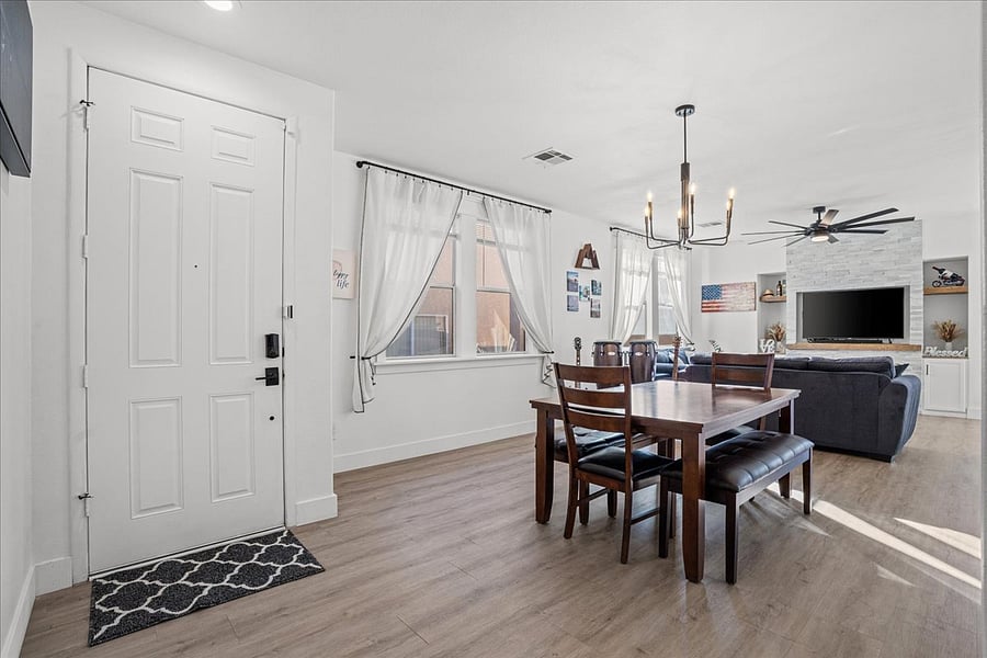 Furnished Finder property 654984_1 photo 11